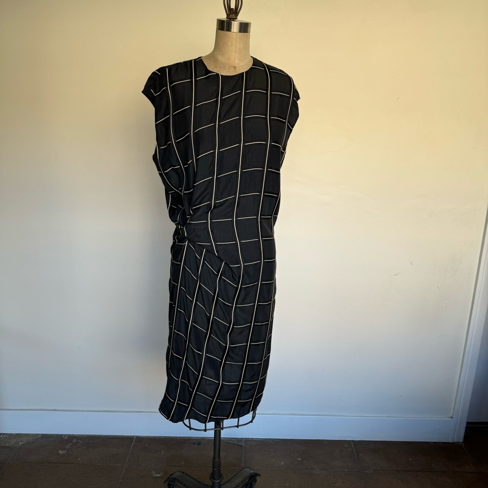 DESIGNER Lanvin Black Checked Knot Detail Dress - Picture 4 of 11